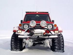Arctic Trucks Toyota Land Cruiser Troop Carrier AT44 1999 года 